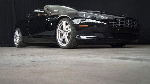 2009 aston martin db9 base coupe 2-door 6.0l