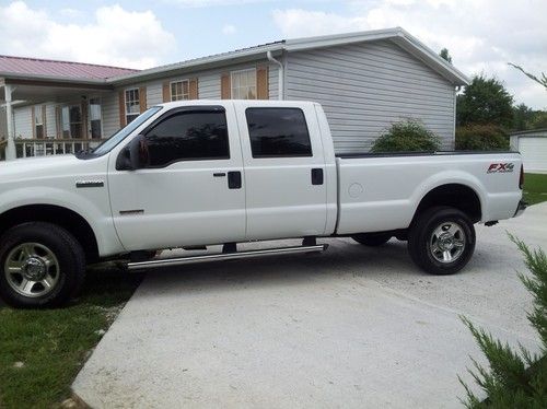 2006 F-350 4x4 Fx4  Lariat  long bed 4 doors  bed has ball hitch, image 6