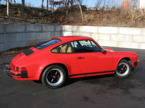 1988 porsche 911 carrera coupe 2-door 3.2l