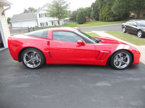 2011 Chevrolet Corvette Grand Sport Coupe 2-Door 6.2L, image 2