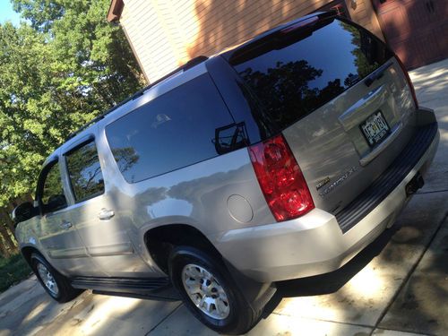 RARE 2007 GMC Yukon XL, 4x4, SEATS 9!!!, image 4
