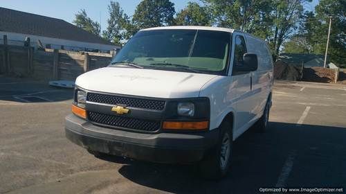 2009 chevrolet express 1500 base standard cargo van 4-door 4.3l