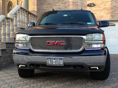 2004 gmc yukon slt 5.3l fully loaded 1 owner must see !!!!