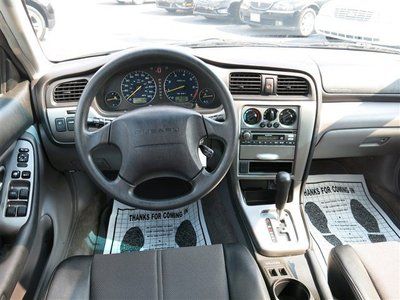 Sport AWD All Wheel Drive 4 Door Leather w/ Cloth Inserts Sunroof Automatic, image 6