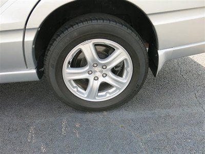 Sport AWD All Wheel Drive 4 Door Leather w/ Cloth Inserts Sunroof Automatic, image 26