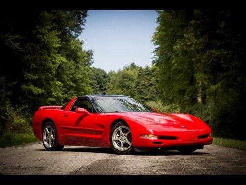 2000 chevrolet corvette automatic 2-door hatchback no reserve