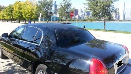 2011 lincoln town car