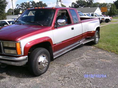 1992 gmc 3500 dually with 26,200 miles!
