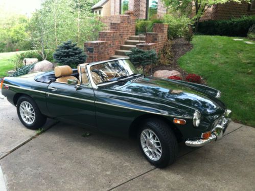 Perfectly restored 1978 mg b