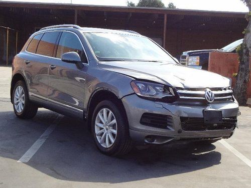 2012 volkswagen touareg tdi sport damaged rebuilder runs! loaded diesel powered!