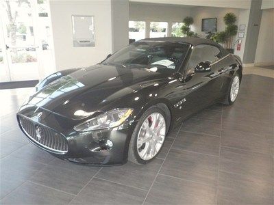 2011 maserati gran turismo convertible 4.7 liter v8 dohc engine