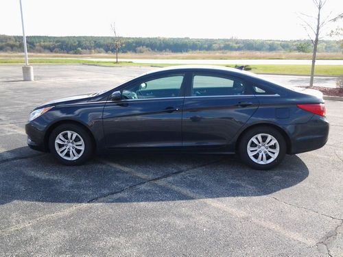 2011 hyundai sonata gls sedan 4-door 2.4l