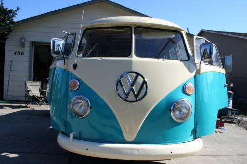 Volkswagen bus camper riviera westfalia vw bus split window camp mobile