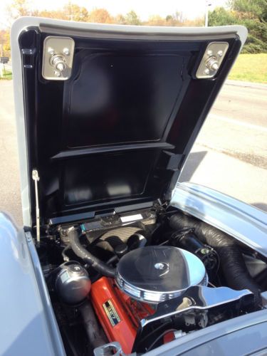 1962  Chevrolet Corvette 327 4 speed , body off restoration ,collector,hot rod, image 20