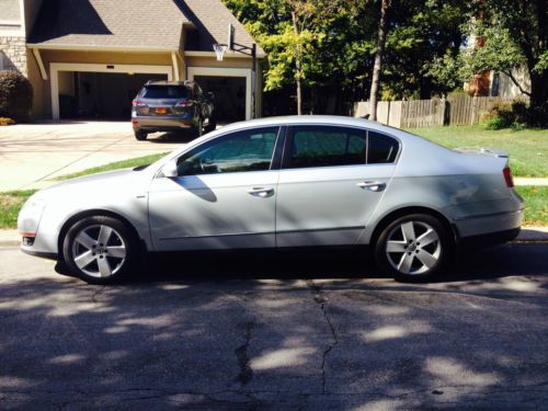 2007 volkswagen passat wolfsburg edition silver 4dr sedan 2.0t fwd leather inter