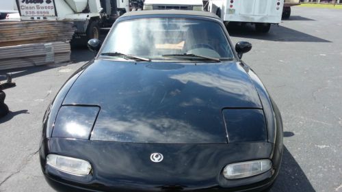 1995 mazda miata m edition convertible 2-door 1.8l
