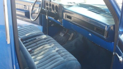 Chevy C10 Custom classic truck, image 4