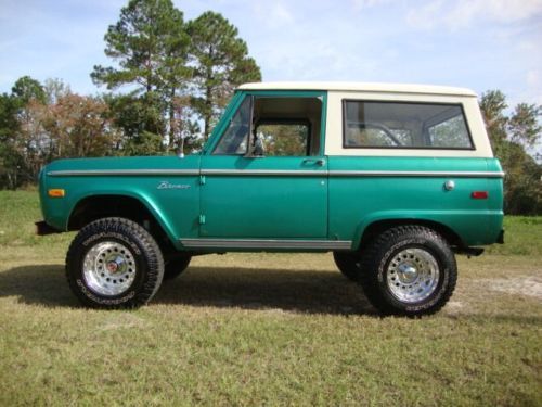 1972 lifted ford bronco, 32000 miles