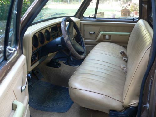 1987 Dodge D100 4x4 shortbed, image 3