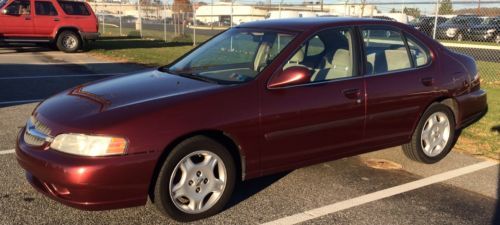 2000 nissan altima gxe sedan 4-door 2.4l