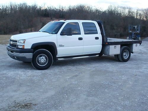 2005 chevrolet 3500 duramax crewcab 4x4 flatbed with toolboxes