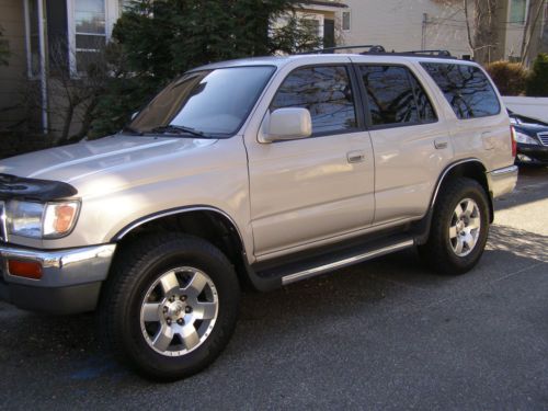 1997 toyota four runner 4runner 4 wheel drive dvd no reserve