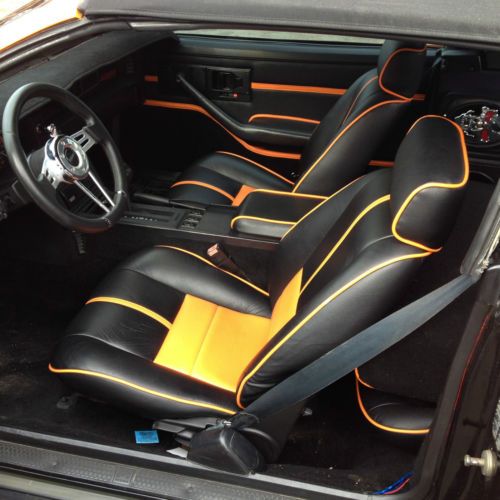 1988 CHEVROLETTE CAMARO IROC-Z, image 3