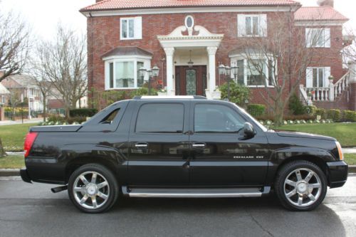 Navigation  rear dvd 22&#039; wheels clean carfax perfect autocheck drives brand new