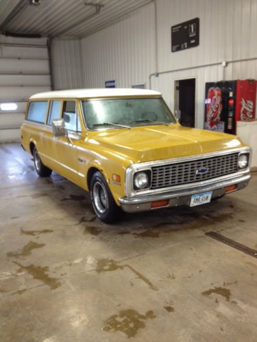 1972 Chevy Suburban 2WD-Factory Rear AC-PS/PB/Tilt-3rd seat, image 3