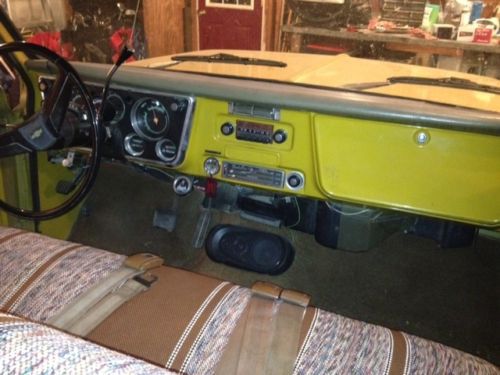 1972 Chevy Suburban 2WD-Factory Rear AC-PS/PB/Tilt-3rd seat, image 5