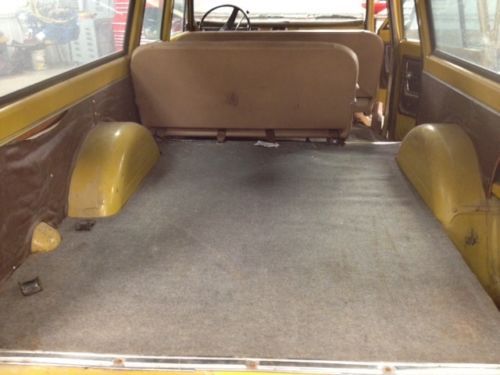 1972 Chevy Suburban 2WD-Factory Rear AC-PS/PB/Tilt-3rd seat, image 17