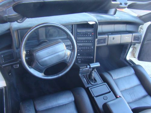1991 Cadillac Allante Pininfarina Soft and Hard Top V8 All Original No Accidents, image 15