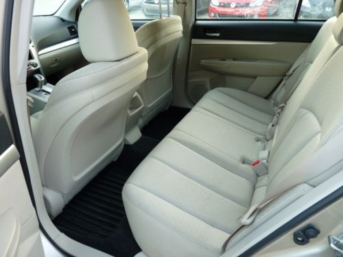 2010 Subaru Outback AWD Wagon 4-Door 2.5L 40K MILES, US $15,900.00, image 10