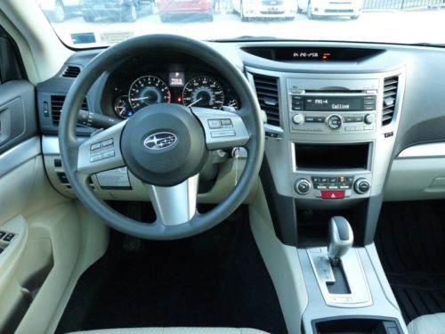 2010 Subaru Outback AWD Wagon 4-Door 2.5L 40K MILES, US $15,900.00, image 16