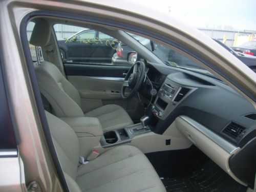 2010 Subaru Outback AWD Wagon 4-Door 2.5L 40K MILES, US $15,900.00, image 17