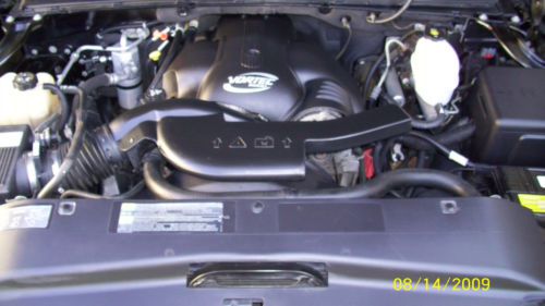 2004 Cadillac Escalade AWD with 26 inch rims and factory rims new winter tires, image 10