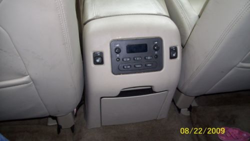 2004 Cadillac Escalade AWD with 26 inch rims and factory rims new winter tires, image 16