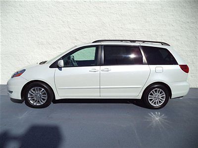 Toyota sienna xle w/dvd van automatic gasoline 3.5l v6