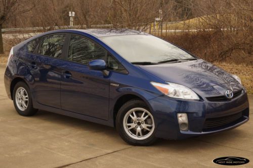 2010 toyota prius hybrid 1-owner off lease best mpg