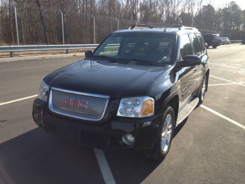 2006 gmc envoy denali black on black leather loaded - please read!
