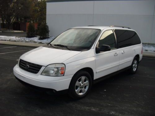 2004 ford freestar ses,7 passvan,auto,power,cd,low miles, no reserve!!!!