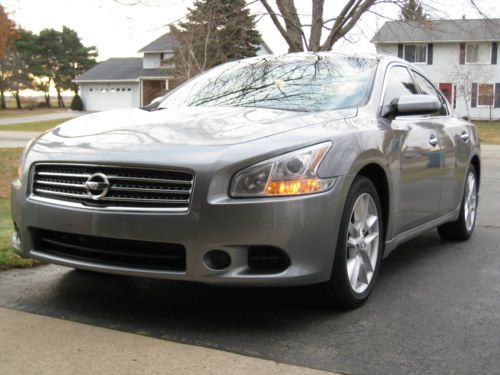 2009 nissan maxima s sedan 4-door 3.5l