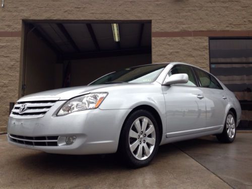 2007 toyota avalon xls sedan 4-door 3.5l, nav, leather, blue tooth,power sunroof