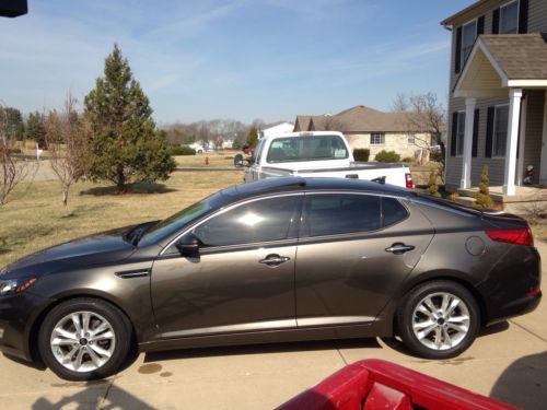 2011 kia optima ex gdi - loaded- navigation- backup camara-  only 34,400 miles