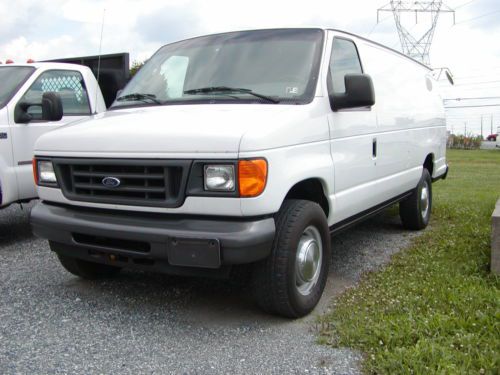 2005 ford e-350 super duty base extended cargo van 2-door 6.0l