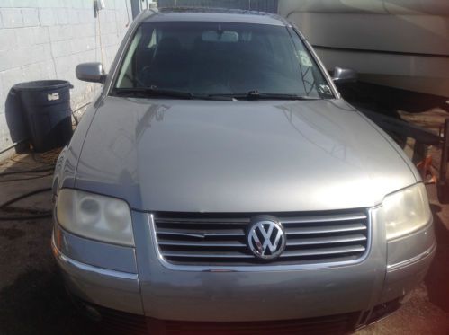 2003 volkswagen passat glx 4 motion sedan 4-door 2.8l