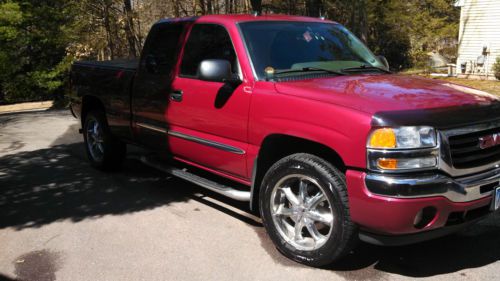 2005 gmc sierra slt extended cab pick-up truck red 4x4 fully loaded low miles