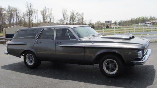 1962 dodge dart wagon--a good cruiser