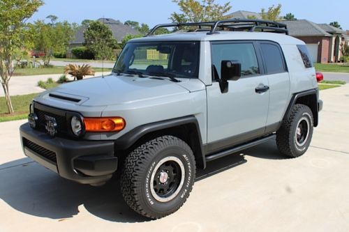 2013 toyota fj cruiser trail teams special edition