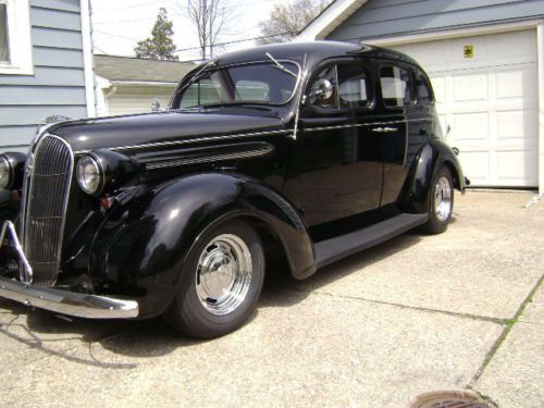 1937 plymouth sedan streetrod